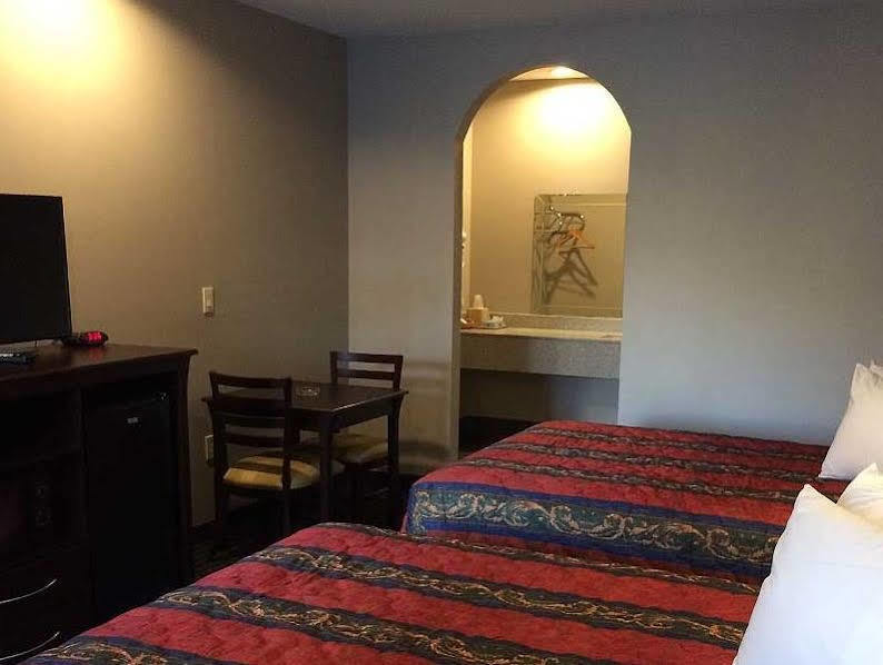 Classic Inn & Suites Humble Exterior foto