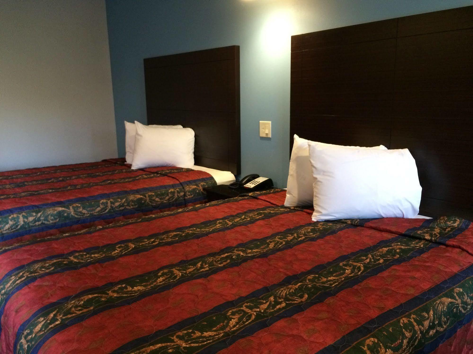 Classic Inn & Suites Humble Exterior foto